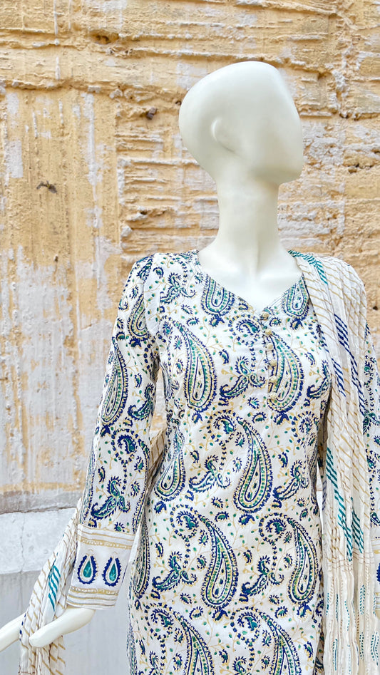 This gold and blue paisley design adds an elegant touch to our kora white